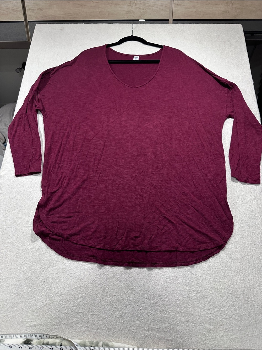 Old Navy Women's Long Sleeve Scoop Neck Top in Wine